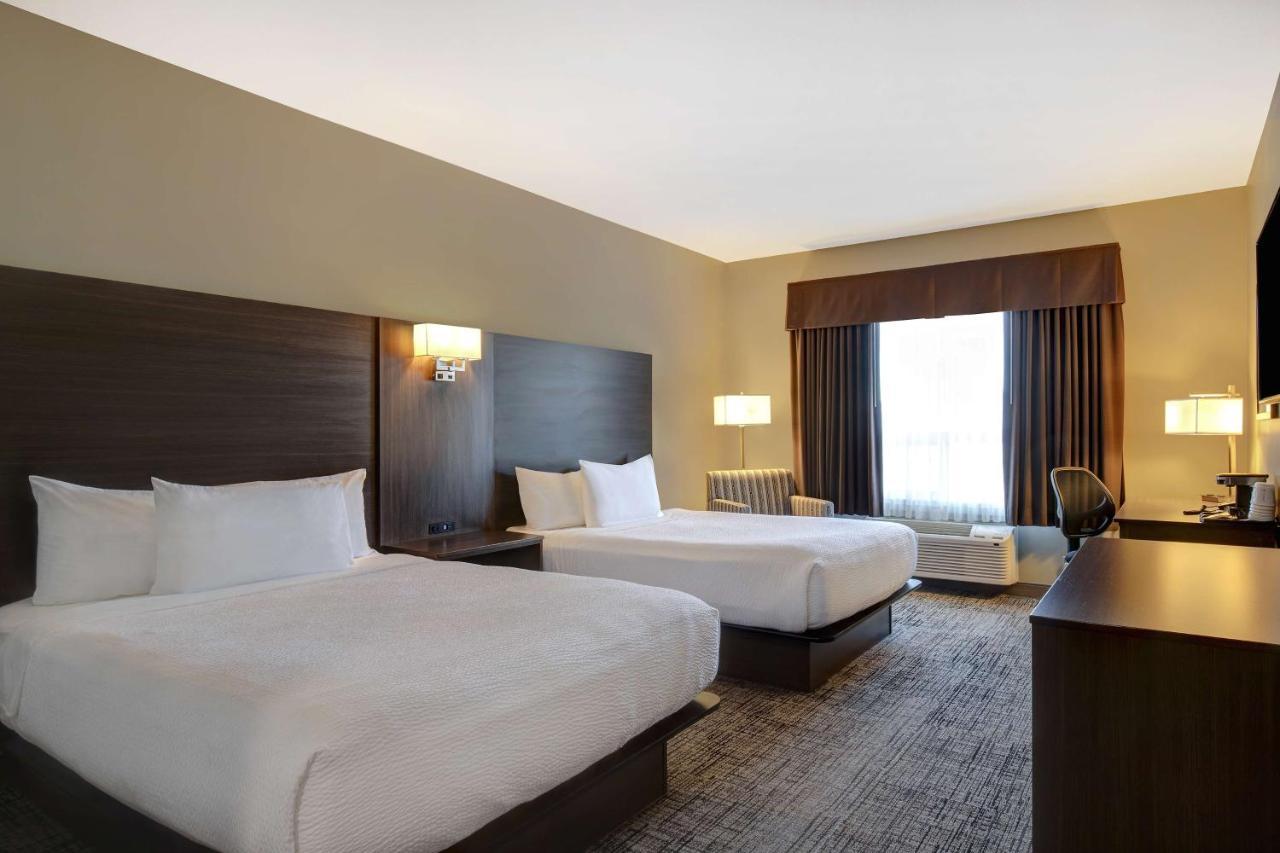 Days Inn & Suites By Wyndham Warman Εξωτερικό φωτογραφία